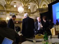 041201_195748-5_w3c10.jpg